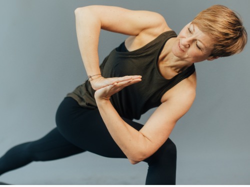 Vinyasa Yoga Level 1 - 2 - auf Triviar