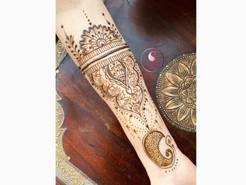 Henna Seminar - Erlerne die originale HENNAKUNST! - auf Triviar