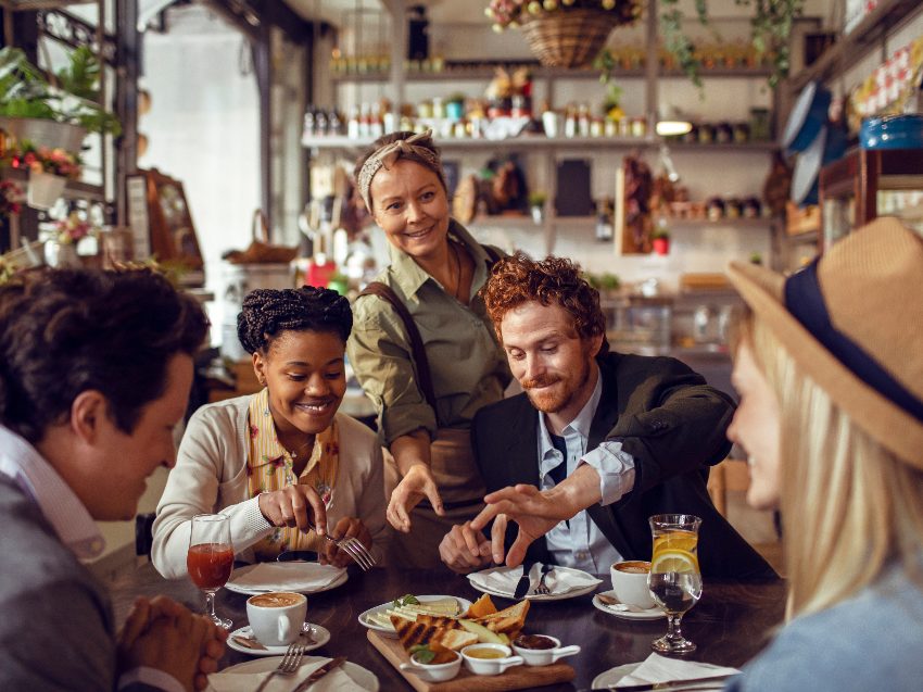 Hidden Dinner Tour in Frankfurt am Main - Lokale Spezialitäten entdecken